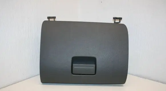 Ford Focus Glove box lid/cover C88RA 6062352