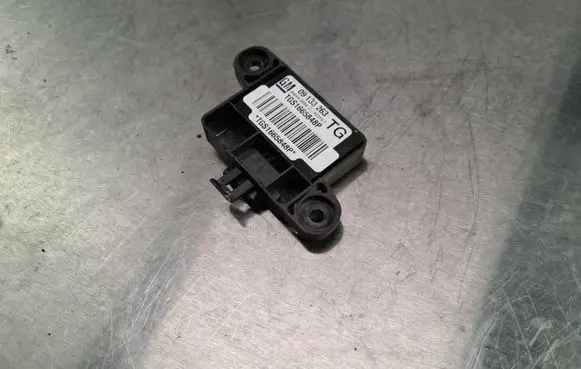 Opel Zafira A Airbag deployment crash/impact sensor 09133263 TGS1665848P