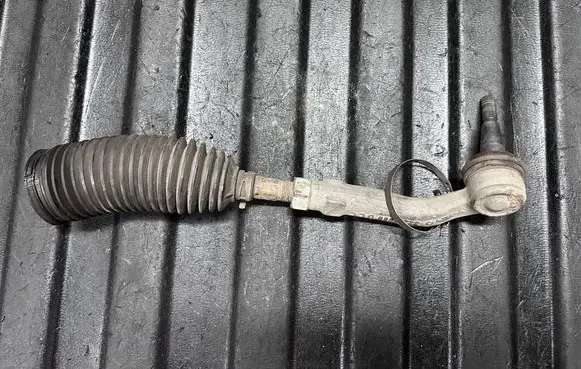 Volvo V60 Steering tie rod end 32221688