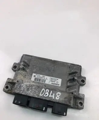 Renault Twingo II Engine control unit/module ECU 8201076738 S120202121A