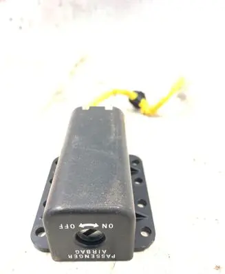Mitsubishi Outlander Passenger airbag on/off switch 8610A054