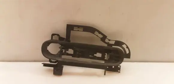 Rear door exterior handle/bracket