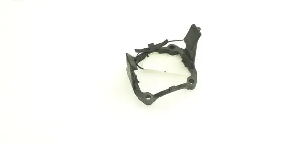 Volkswagen PASSAT B7 Other engine bay part 03C145853H