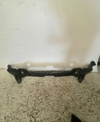 Mercedes-Benz C W205 Front bumper foam support bar 