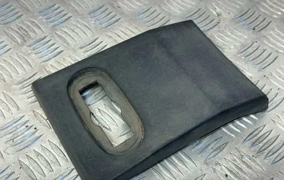 Mercedes-Benz Sprinter W901 W902 W903 W904 Fender trim (molding) A9066903062