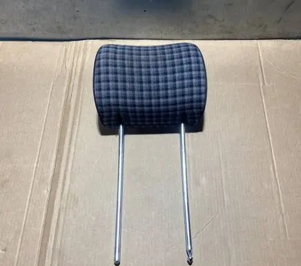 Mercedes-Benz E W124 Front seat headrest 