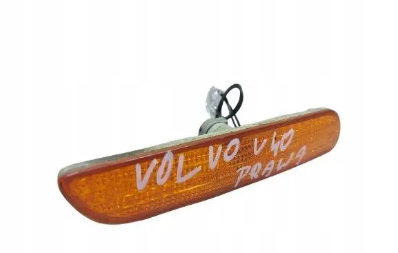 Volvo V40 Front fender indicator light 