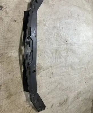 Engine bonnet/hood lock trim molding