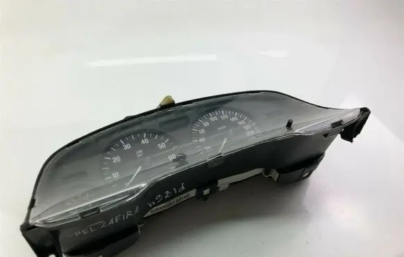 Opel Zafira A Speedometer (instrument cluster) 24461753JF F1864