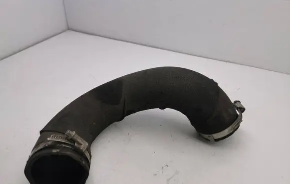 Intercooler hose/pipe
