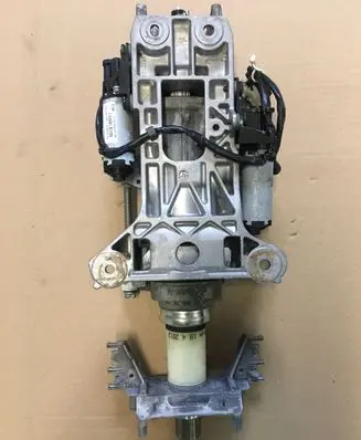 BMW 7 F01 F02 F03 F04 Steering wheel axle 6788155