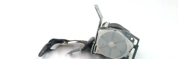 Mitsubishi Eclipse Rear seatbelt
