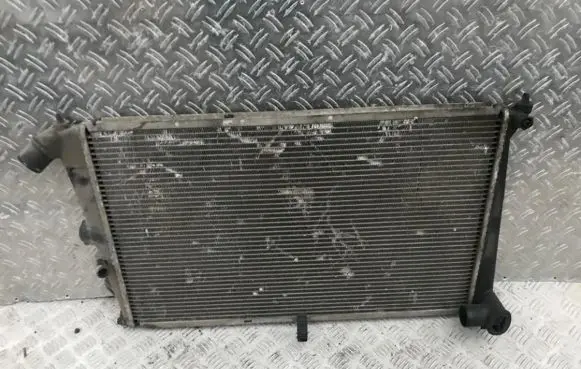 Peugeot 605 Coolant radiator