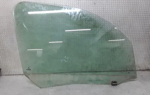 Citroen C3 Picasso Front door window glass four-door