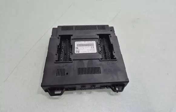 Skoda Fabia Mk2 (5J) Comfort/convenience module 6R7937087H