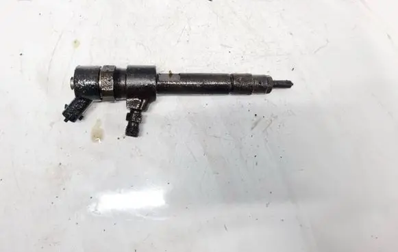 Opel Zafira B Fuel injector 0445110165