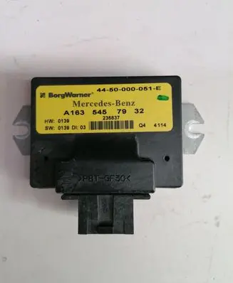 Mercedes-Benz ML W163 Transfer box differential control unit A1635457932