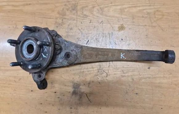 Hyundai Sonata Front wheel hub spindle knuckle
