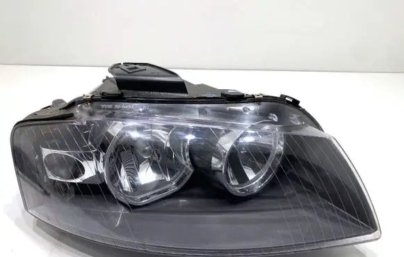 Audi A3 S3 8P Headlight/headlamp 