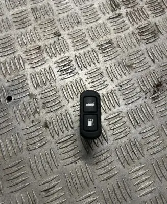 KIA Sorento Fuel tank opening switch 