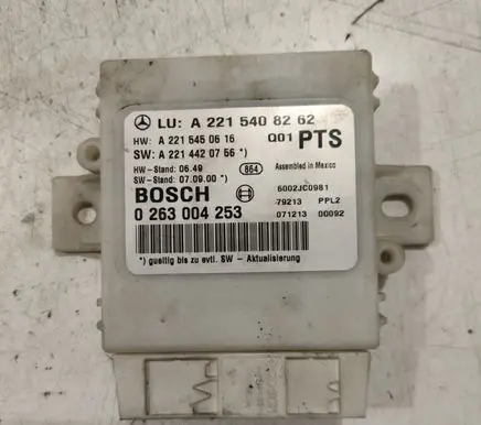 Mercedes-Benz S W221 Parking PDC control unit/module A2215408262