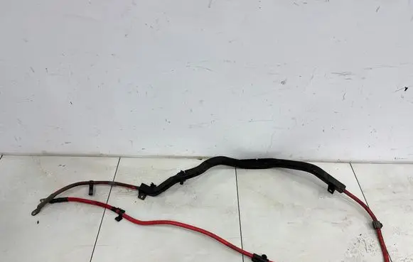 Positive cable (battery)