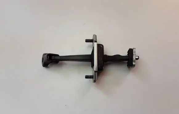 Hyundai Kona I Front door check strap stopper 