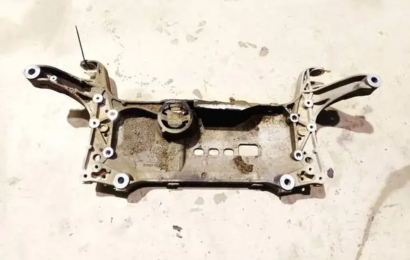 Volkswagen PASSAT B6 Front subframe