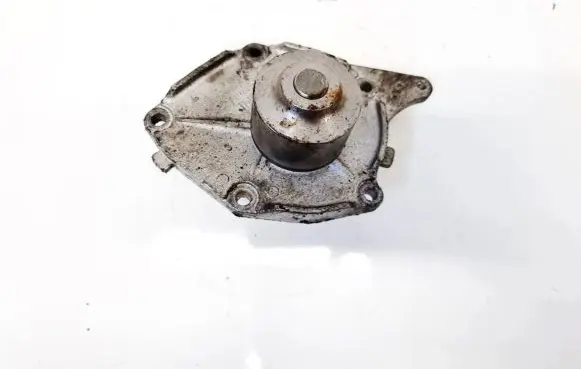 Dacia Logan I Water pump