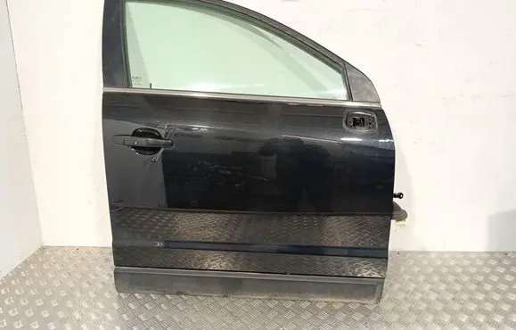 Opel Antara Front door