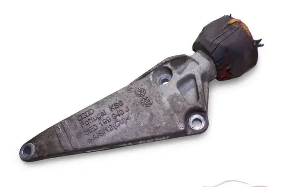 Engine mounting bracket