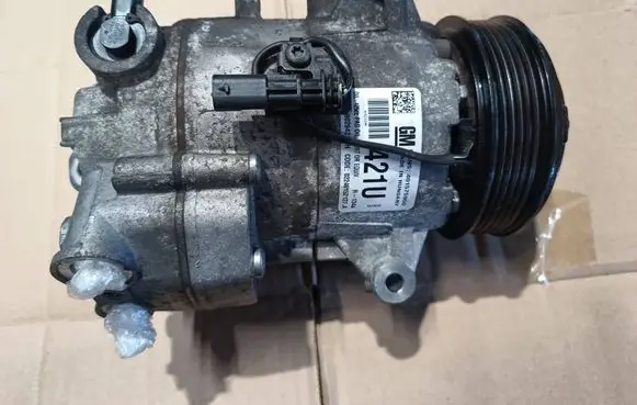 Opel Zafira C Air conditioning (A/C) compressor (pump) 401575950 39029421 02246152127A