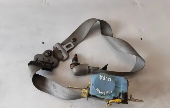 KIA Sorento Front seatbelt