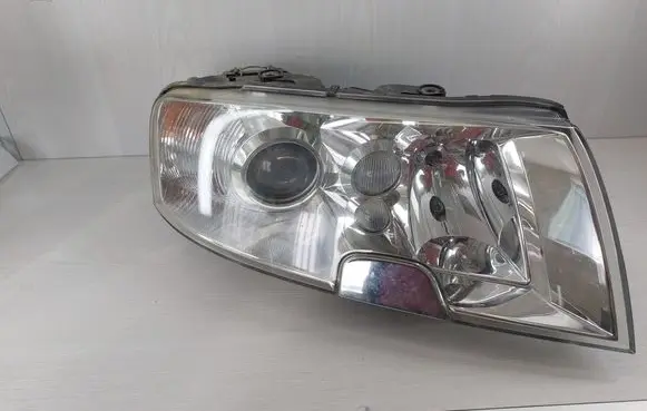 Skoda Superb B5 (3U) Headlight/headlamp 24674600R