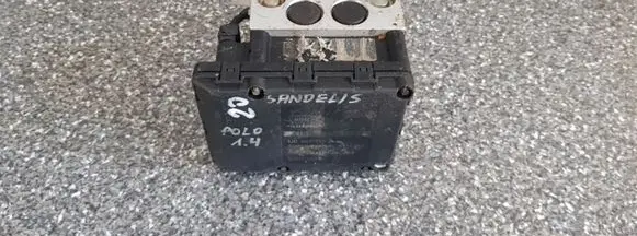 Volkswagen Polo ABS Pump 1J0614117B