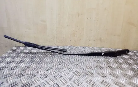 Skoda Octavia Mk3 (5E) Front wiper blade arm 5E1955410