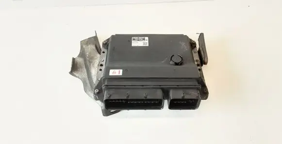 Lexus IS 220D-250-350 Engine control unit/module 8966153700 1758007704