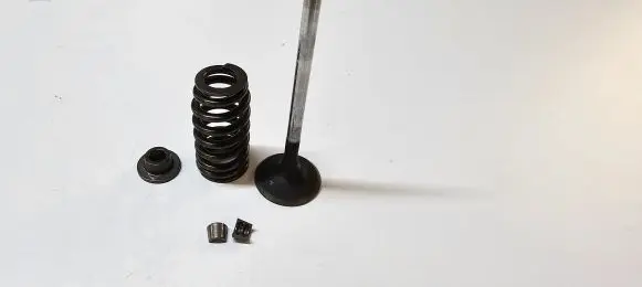 Ford Mustang VI Valve 