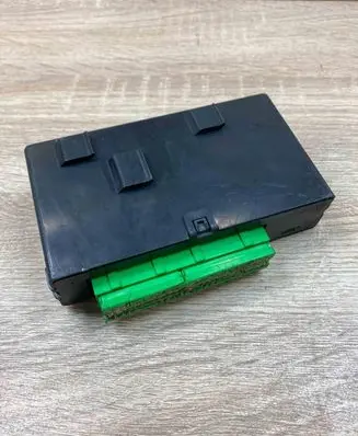 Volvo S40, V40 Alarm control unit/module 30889337 MB2323008341