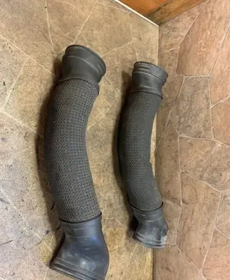 Mercedes-Benz SL R230 Air intake duct part A2720941011 A2720941111