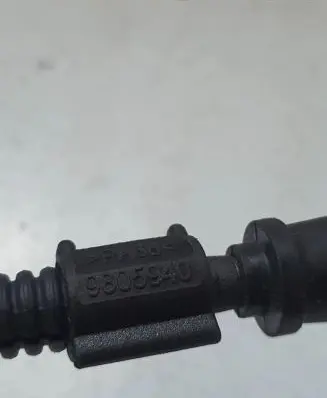 Volkswagen Golf IV Crankshaft position sensor 9805940