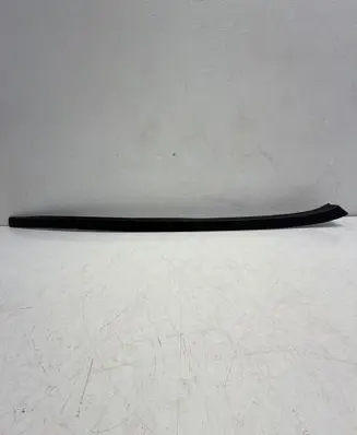 Opel Astra J Windshield trim 13280302