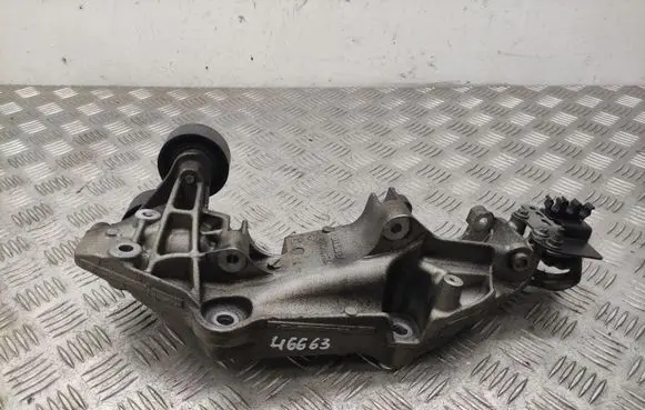 Nissan Qashqai+2 Generator/alternator bracket 8200881264