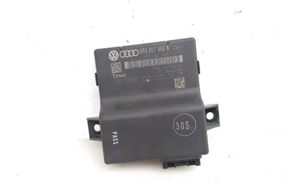 Audi A4 S4 B8 8K Gateway control module 8R0907468N 8R0907468C