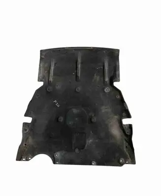 BMW 1 F20 F21 Engine splash shield/under tray 51757241814