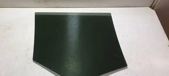 Rear door window glass