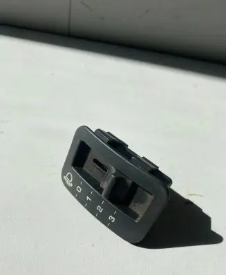 Chrysler Grand Voyager IV Headlight level height control switch 56033015AD 23199