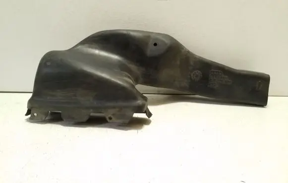 Audi A3 S3 8L Air intake duct part 8L0129602