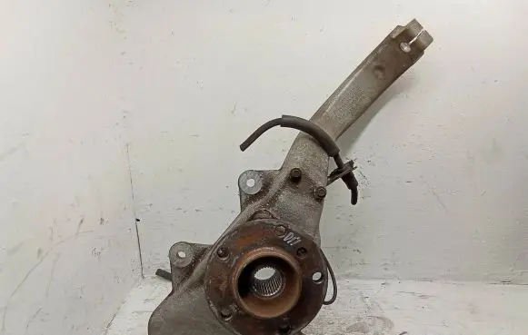 BMW X5 E70 Front wheel hub spindle knuckle 6773784 16193510