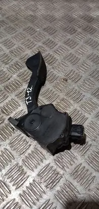 Toyota RAV 4 (XA30) Accelerator throttle pedal 7811042010 T312